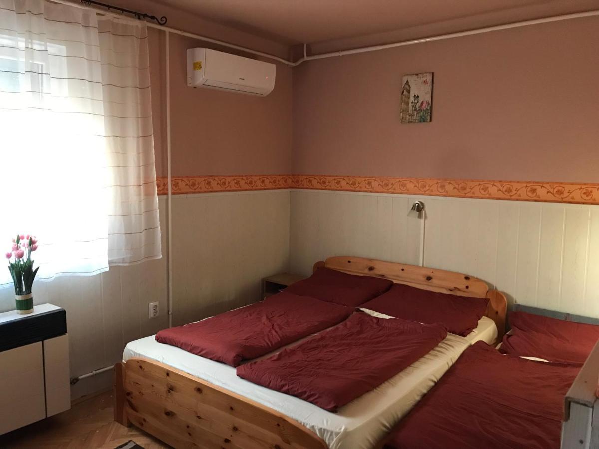 Апартаменти Summer Apartman Гайдусобосло Екстер'єр фото